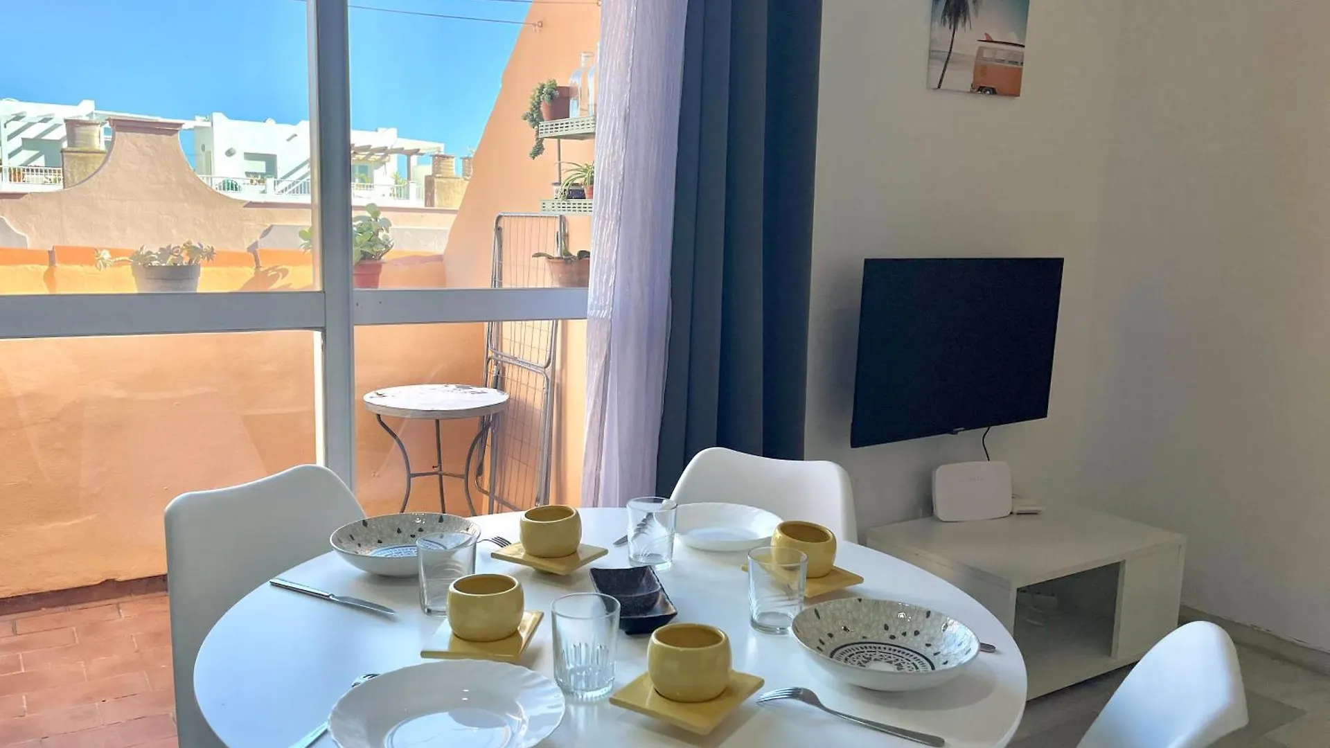 Atico Centro Tarifa Apartment
